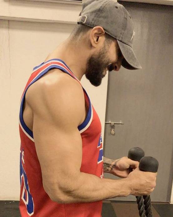 ड्रग्स लेता था राज बब्बर का बेटा, एक महीने में बनाई सलमान जैसी बॉडी