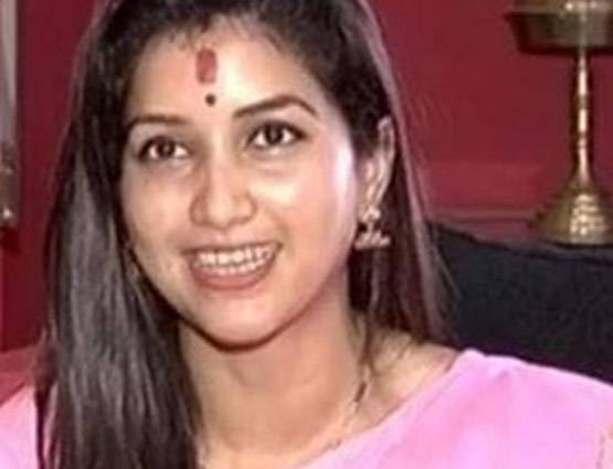 एक्ट्रेस रही इस MLA ने असेंबली में की ब्रेस्ट फीडिंग रूम की मांग