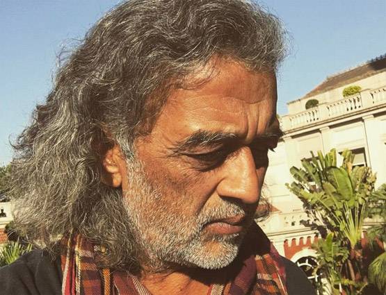 अब खेती करता है मशहूर कॉमेडियन का ये सिंगर-एक्टर बेटा