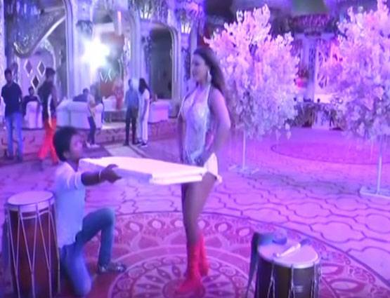 राखी सावंत को आया हनीप्रीत का फोन, बोली- तुमसे ये उम्मीद नहीं थी