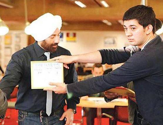 बेटे की लॉन्चिंग के पीछे की बात, सनी नहीं भूले हैं 25 साल पुराना धोखा