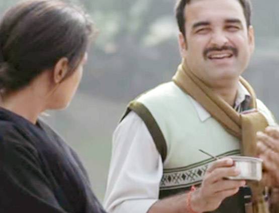 अंग्रेजी से परेशान, होटल में किया काम, गांव का लड़का ऐसे बना हीरो