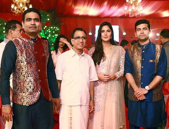 PHOTOS: इस साउथ के एक्टर संग नवरात्रि मना रही हैं कटरीना