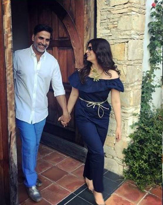 टि्वंकल खन्ना की मां को लगा था गे हैं अक्षय, ये थी वजह