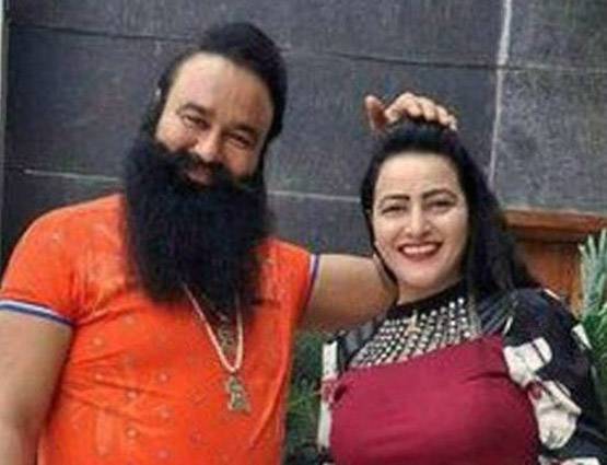 एमबीए नहीं सिर्फ 12वीं पास है राम रहीम की हनीप्रीत, ये रहा 'सबूत'