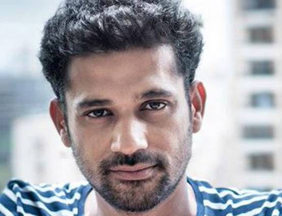 छोटा शहर-मामूली परिवार, कुछ ऐसा है कंगना की 'सिमरन' का हीरो