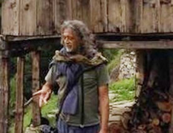 अब खेती करता है मशहूर कॉमेडियन का ये सिंगर-एक्टर बेटा