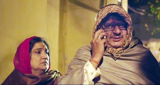 आयुष्मान की फिल्म में दिखे निरहुआ, क्या आपने किया नोटिस?