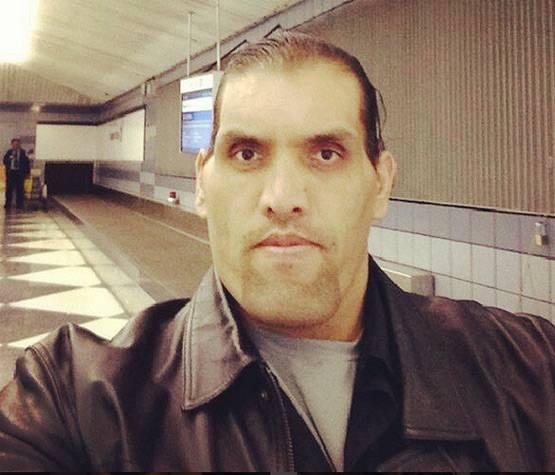 द ग्रेट खली पर बनेगी फिल्म, बॉलीवुड के किस एक्टर को मिला रोल?