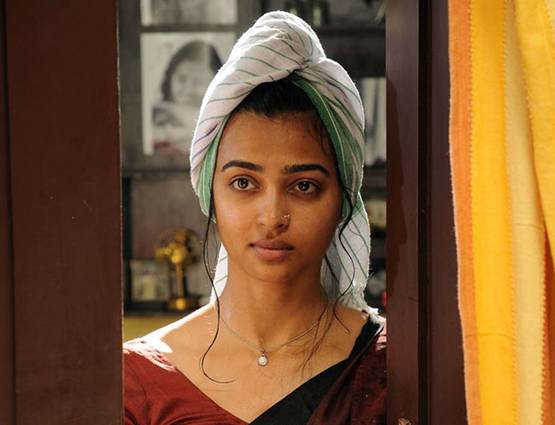 35 साल बड़े इस सुपरस्टार की बनीं ऑनस्क्रीन वाइफ, ब्रिटिशर से की शादी