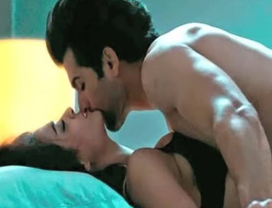 इन 8 बोल्ड सीन पर भी सेंसर बोर्ड ने चलाई थी कैंची