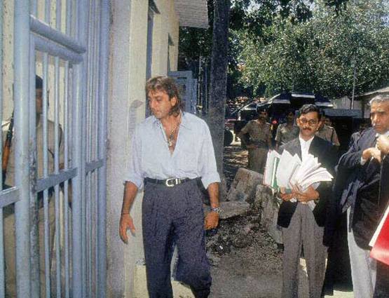 संजय दत्त के नशे की लिस्ट देखकर हैरान हो गया था अमेरिकी डॉक्टर