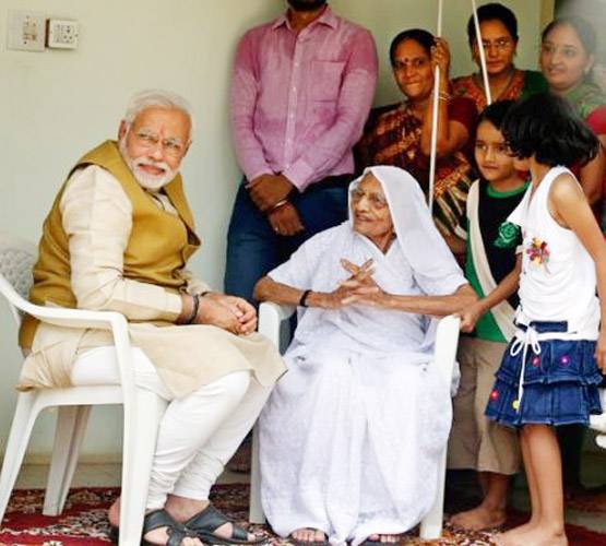 67 साल के हुए मोदी, देखिए कौन-कौन है परिवार में और कैसा जीवन जीते हैं इनके भाई