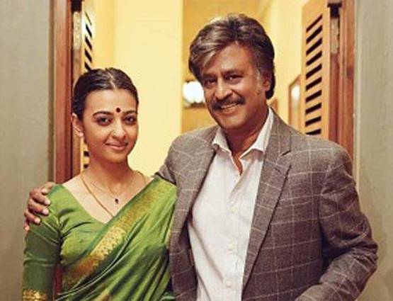 35 साल बड़े इस सुपरस्टार की बनीं ऑनस्क्रीन वाइफ, ब्रिटिशर से की शादी