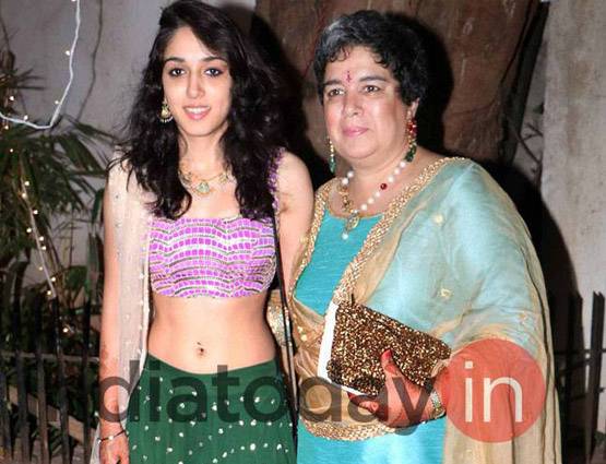 आमिर खून से लिखते थे चिट्ठी,  पहली पत्नी संग ऐसी थी लव स्टोरी