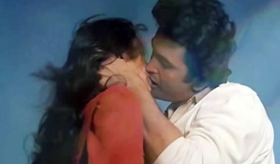 40 साल तक चॉकलेटी हीरो कहे गए ऋषि, इन फिल्मों से दिया जवाब