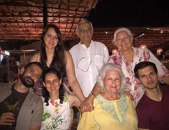 संजय दत्त की हीरोइन बनने वाली थी ये एक्ट्रेस, अब करेंगी मां का रोल