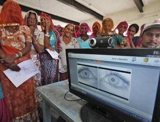 मोबाइल नंबर को आधार से ऐसे करें लिंक, वरना बंद हो सकती है सर्विस