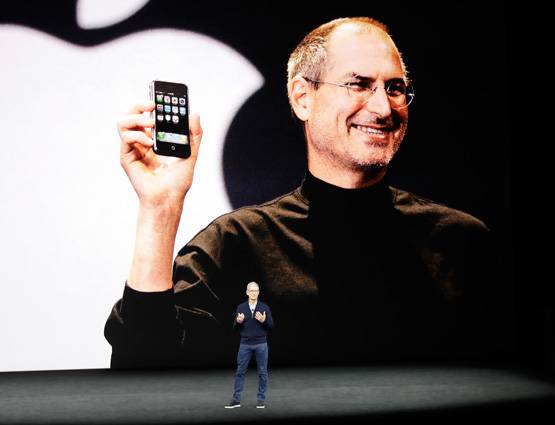 APPLE कंपनी को खड़ा करने वाले स्‍टीव जॉब्‍स के ये थे आखिरी शब्‍द...