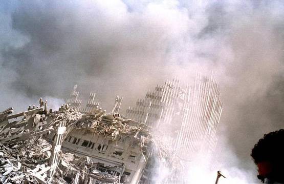 9/11 हमला: 4 विमान हाईजैक कर किया था हमला, गई थी 3 हजार लोगों की जान