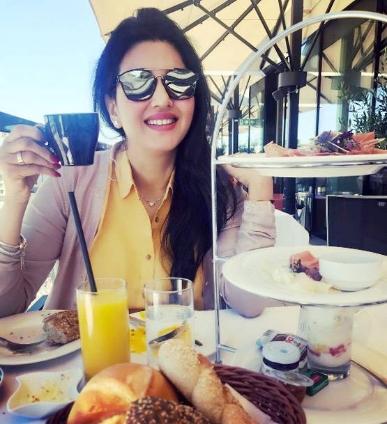 अपने डायरेक्टर से की थी शादी, लंबे समय से पर्दे से गायब है ये हिरोइन