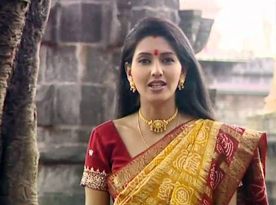 अपने डायरेक्टर से की थी शादी, लंबे समय से पर्दे से गायब है ये हिरोइन