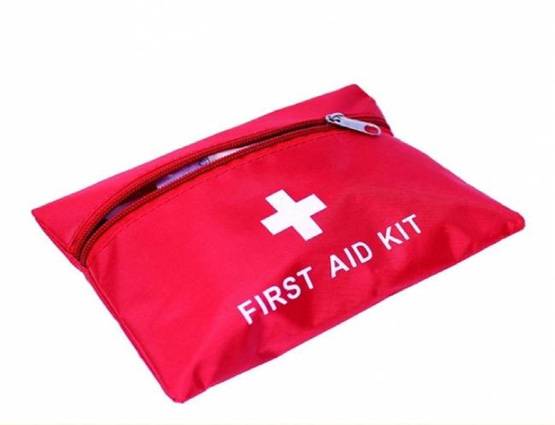 पेट्रोल पंप पर आपको मिलती हैं ये सुविधाएं, लेने से नहीं रोक सकता कोई