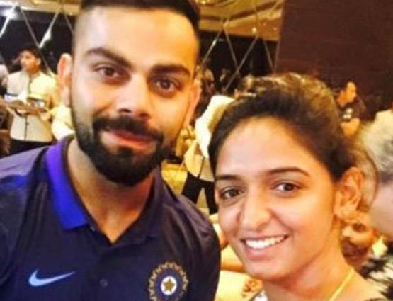 कंगारुओं के छक्के छुड़ाने वाली अपनी फैन से मिले कोहली