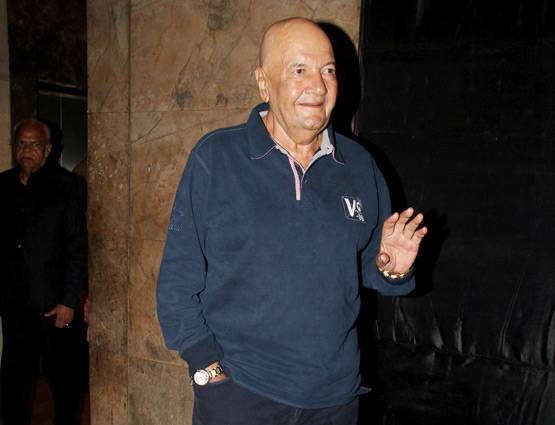 देर रात जुड़वां-2 देखने पहुंचे सलमान खान, यूलिया वंतूर भी आईं नजर