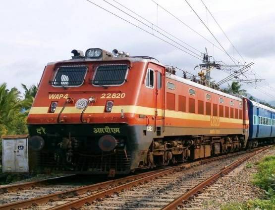 कैंसर पेशेंट ट्रेन से Free कर सकते हैं सफर, इनको भी है छूट