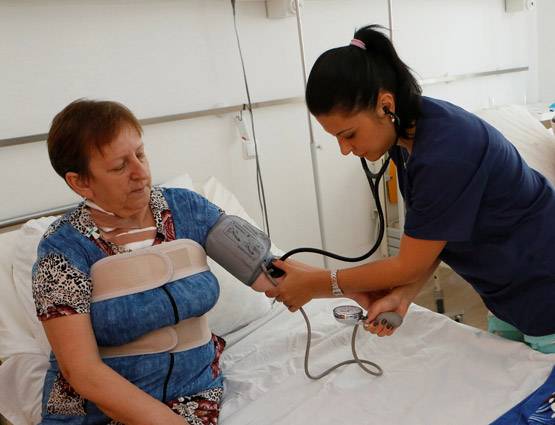 कैंसर पेशेंट ट्रेन से Free कर सकते हैं सफर, इनको भी है छूट