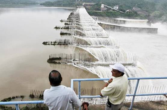 56 साल में तैयार हुआ सरदार सरोवर बांध, जानें-क्यों लगा इतना वक्त?