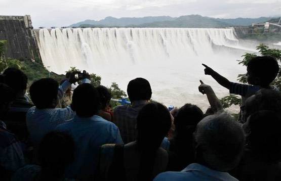 56 साल में तैयार हुआ सरदार सरोवर बांध, जानें-क्यों लगा इतना वक्त?