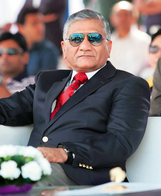 CA से लेकर डॉक्‍टर तक, ये हैं BJP के सबसे पढ़े-लिखे नेता