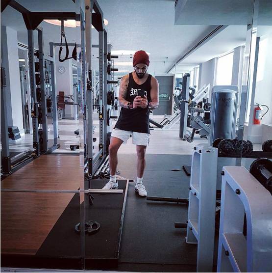 जानें- क्या खाना खाकर और कौन सी एक्सरसाइज कर फिट रहते हैं विराट कोहली