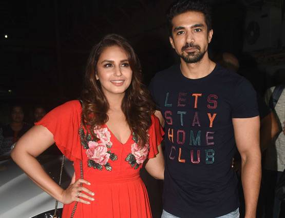 देर रात जुड़वां-2 देखने पहुंचे सलमान खान, यूलिया वंतूर भी आईं नजर