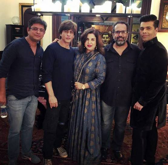 DIWALI PARTY: शाहरुख के घर सितारों का जमवाड़ा, नहीं दिखीं गौरी