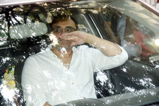 रानी मुखर्जी के पिता के अंतिम संस्कार में पहुंचींं ये सेलेब्रिटी