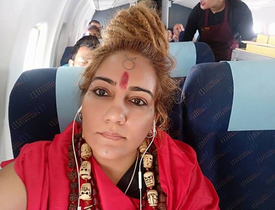 बिग बॉस की यह कंटेस्टेंट श्मशान में करती है तंत्र साधना!