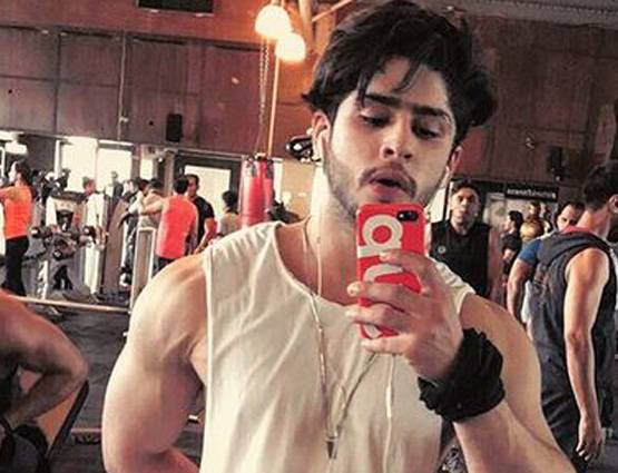 इतना बदल गया है काजोल का ऑनस्क्रीन बेटा, इस वजह से चर्चा में