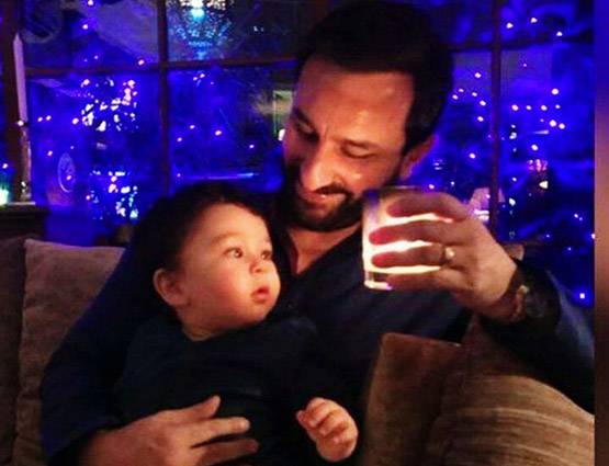 पहली दिवाली पर ऐसा था नन्हे तैमूर का लुक, दिखे सैफ की गोद में