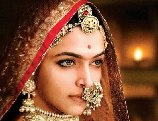 रिलीज से पहले ही दीपिका हिट, पद्मावती के लिए ली सबसे ज्यादा फी