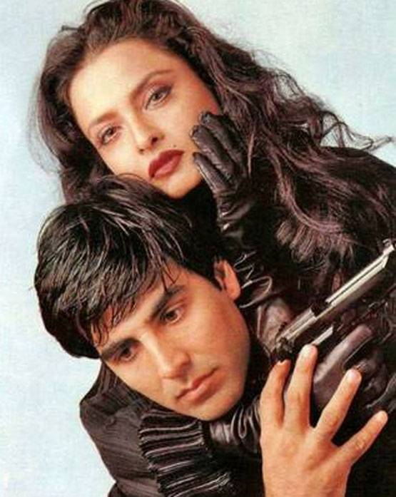 पिता ने कभी नहीं दिया अपना नाम, रहस्य से कम नहीं है रेखा का जीवन