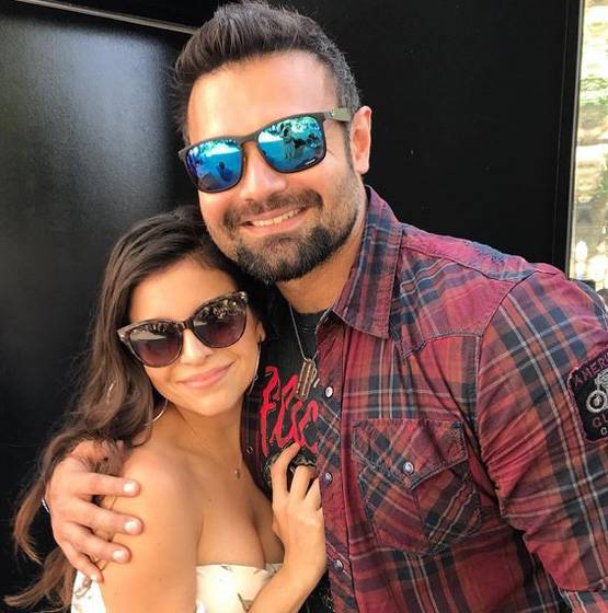 एडल्ट स्टार के साथ दिखे मिथुन चक्रवर्ती के बेटे, Photo वायरल