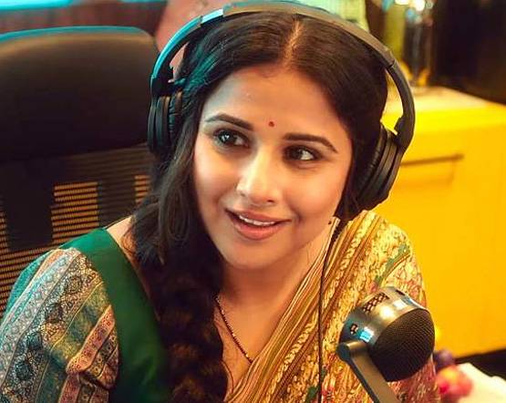 साड़ी वाली RJ भाभी बनकर विद्या बालन चलाएंगी जादू, देखें नया अवतार