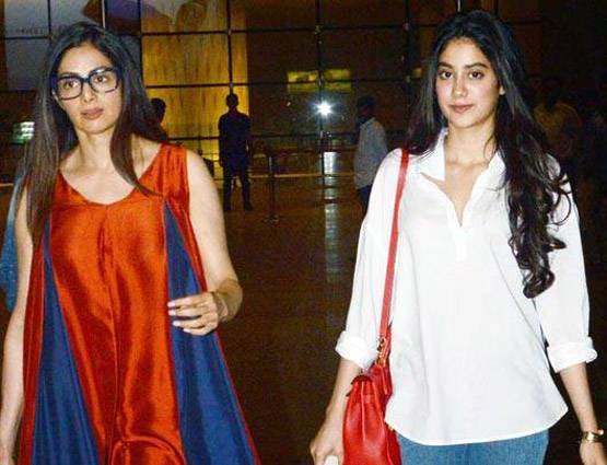 कंधे पर हाथ रख खड़े थे बोनी, आमिर की फिल्म देख यूं भावुक हुईं श्रीदेवी