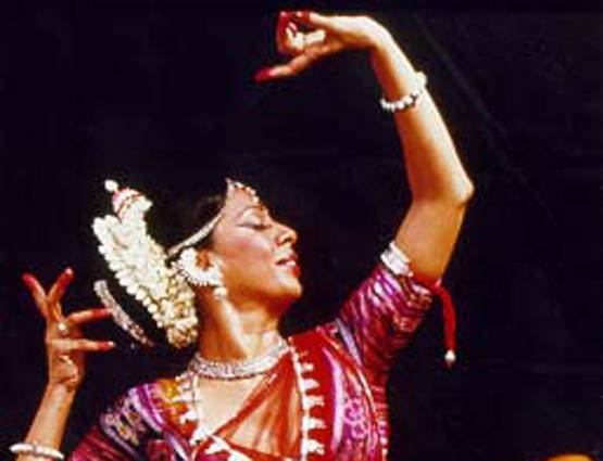 43 साल पहले मचाई थी सनसनी, फोटोशूट के लिए न्यूड दौड़ी ये मॉडल