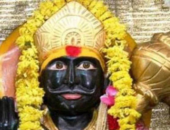 इन राशियों पर लगी साढ़े साती, रहेगी शनिदेव की टेढ़ी नजर