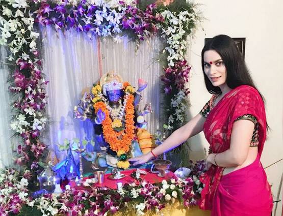 मॉडल को खास बेडरूम ले गया था राम रहीम, दिया था पैसों का लालच