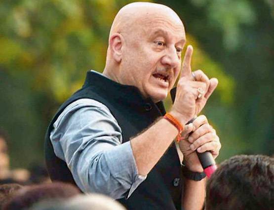 तुतलाते थे अनुपम खेर, इस वजह से पहले प्यार में हुए थे नाकाम